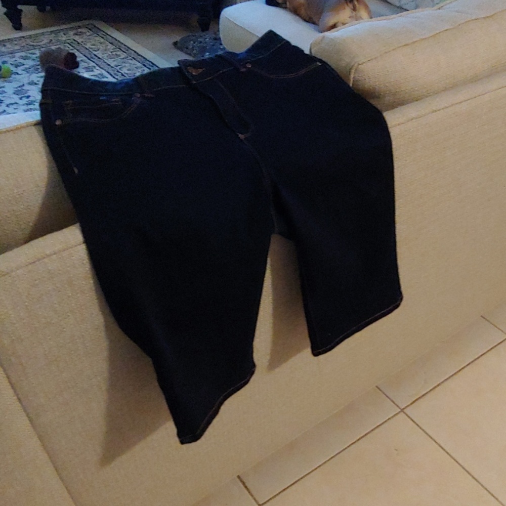 Stretch dark denim shorts